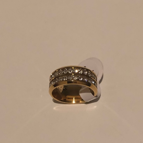 8MM Crystal Sapphire Band Ring Gold Size 6 - Picture 4 of 6